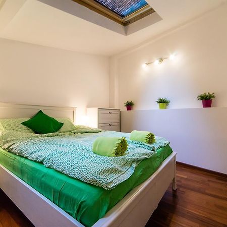 Quiet & Cosy Apt In The Heart Of Old Cracow Краков Экстерьер фото